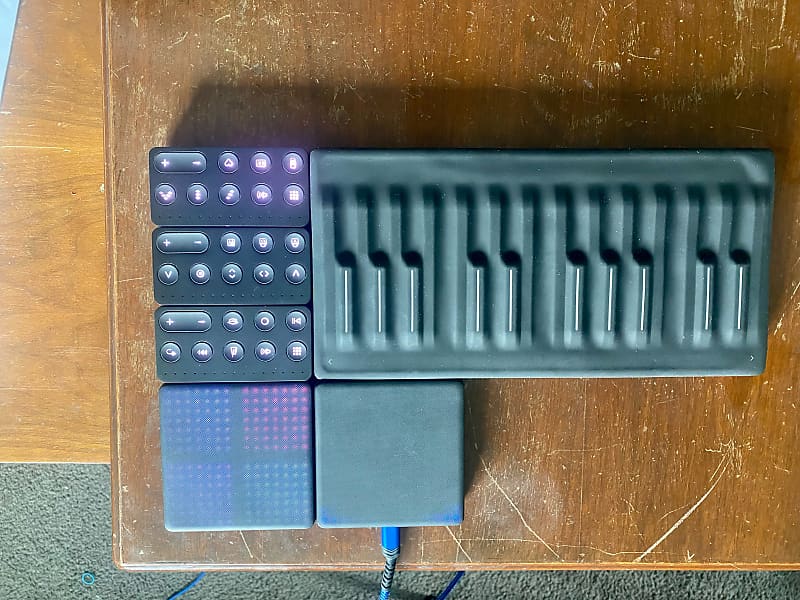 ROLI Songmaker Kit with Seaboard Block, 2 Lightpads, Loop, Touch & Live  Blocks Songmaker Kit