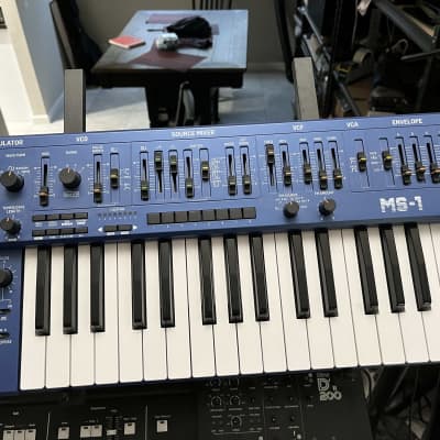 Behringer MS-1 / MS-101 Analog Synthesizer 2019 - Present - Blue
