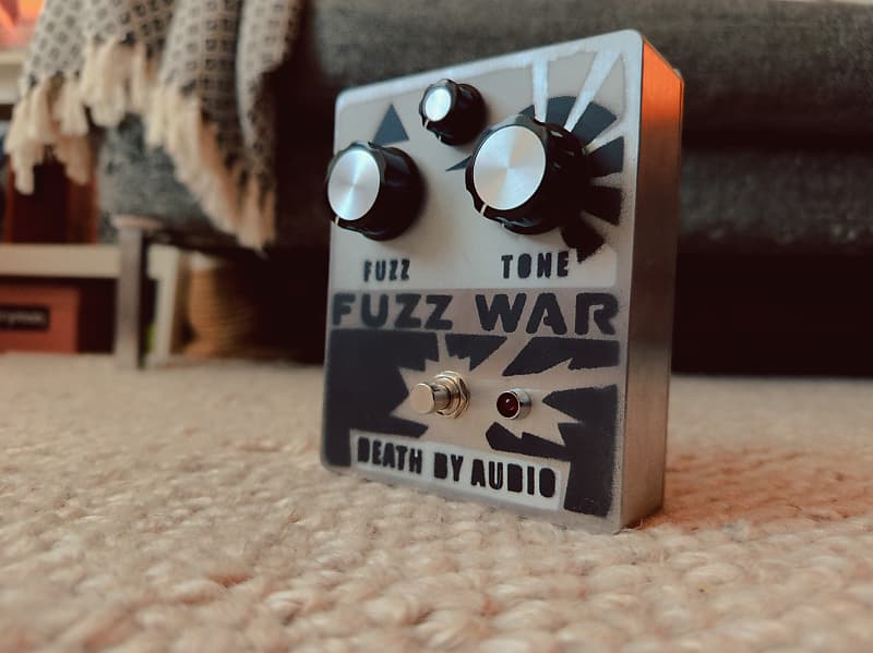 Death By Audio Fuzz War | Reverb Canada
