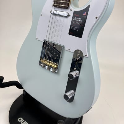 Fender American Performer Telecaster with Rosewood Fretboard 2021 Satin Sonic Blue image 4