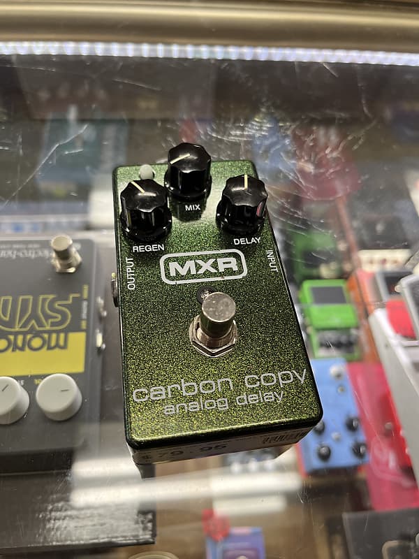 MXR M169 Carbon Copy Analog Delay