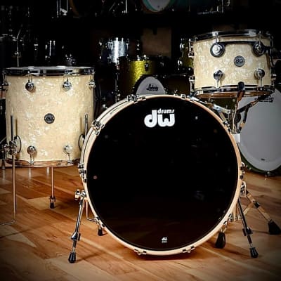 DW Collector’s Maple VLX 3pc Kit in Vintage Marine Pearl image 10