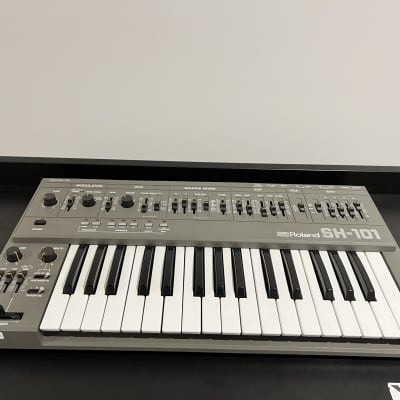 Roland SH-101 Monophonic Analog Synthesizer