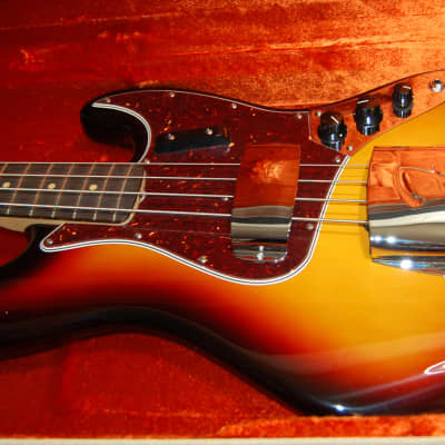 New Old Stock 2017 Fender American Vintage '64 Jazz Bass 3 Tone Sunburst Authorized Dealer OHSC image 5