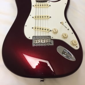 Fender American Stratocaster 2015 Bordeaux Metallic with Case image 2