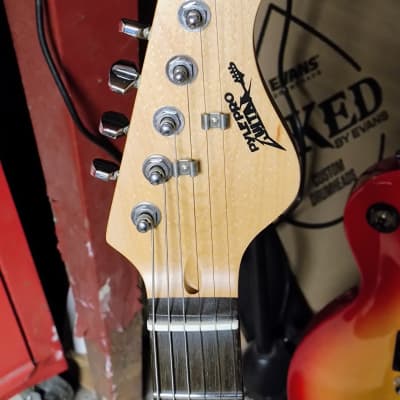 Pyle pro - Metal Stratocaster stye image 4