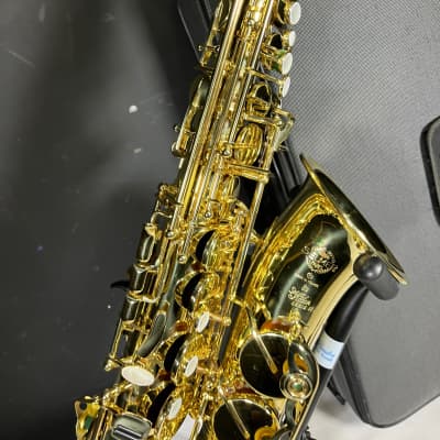 Like New Selmer Super Action 80 Series ii Alto Sax late 1990s  Gold Brass w/ S80 mouthpiece and custom case image 5
