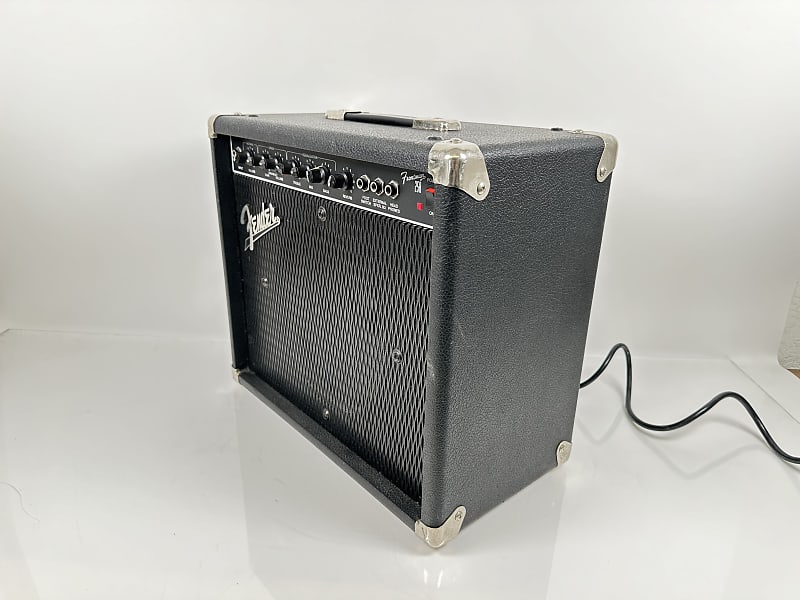 Fender Frontman 25R 2-Channel 25-Watt 1x8