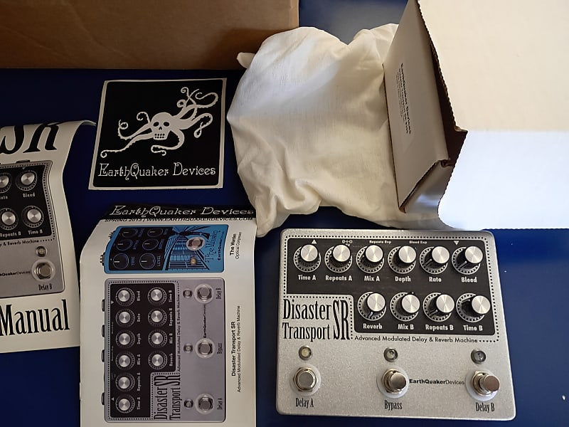 EarthQuaker Devices Disaster Transport SR Advanced Modulated Delay