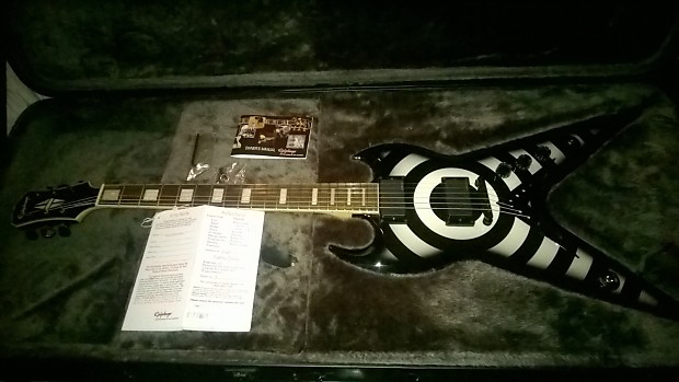 Zakk wylde hot sale sg flying v