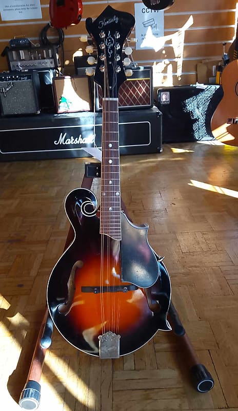 Kentucky KM-750, Deluxe F Model Mandolin image 1