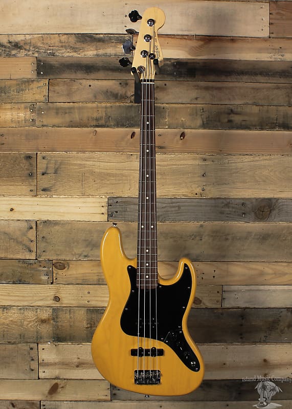 Fender American Jazz Bass Butterscotch Blonde Finish w/ Case