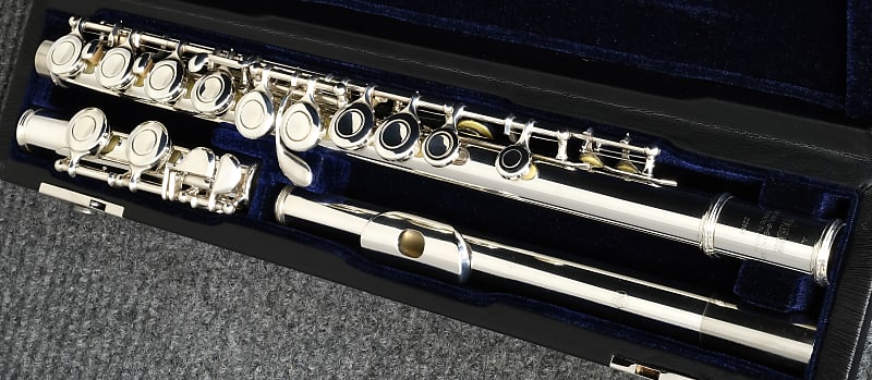 Yamaha YFL-225S II Flute...made in Japan image 1