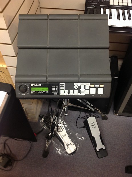 Yamaha Yamaha DTX Multi 12 drum pad w pedals stand