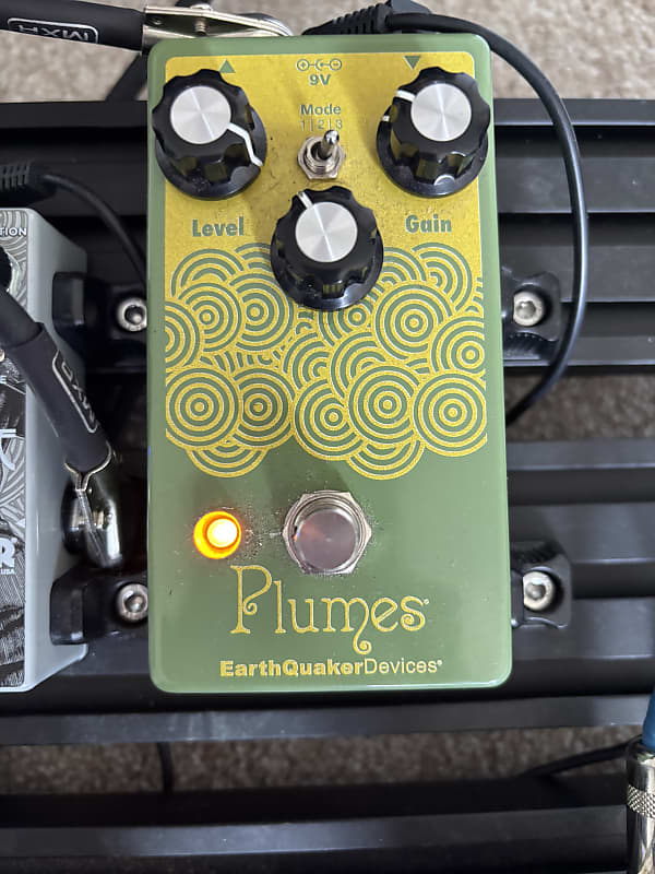 EarthQuaker Devices Plumes Small Signal Shredder