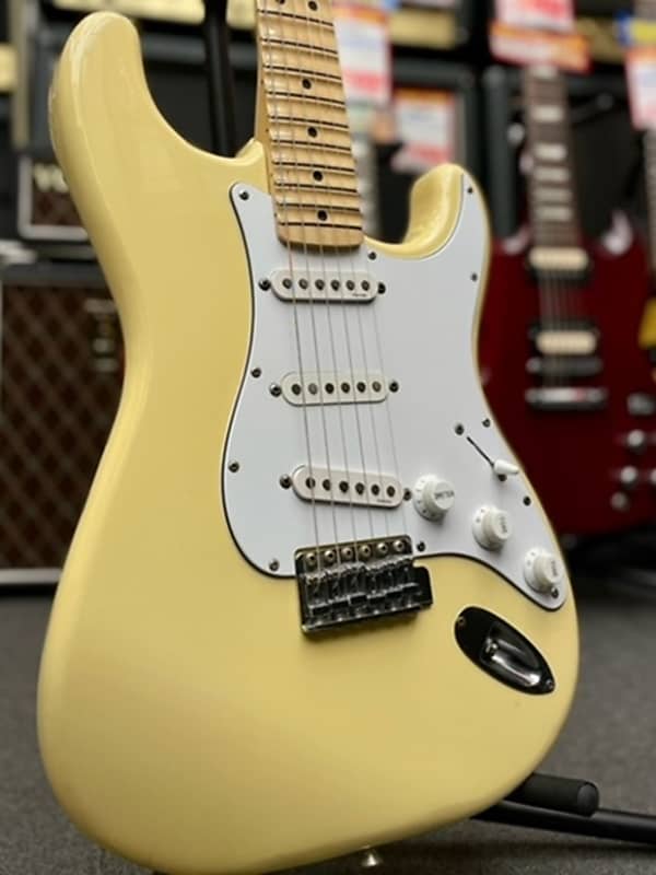 Fender Japan ST72-110DSC 【Japan Vintage】【Scalloped Fretboard