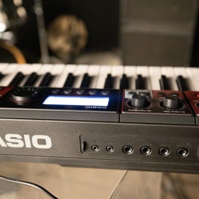 Casio CT-S1000V Casiotone 61-Key Vocal Synthesizer Keyboard image 3