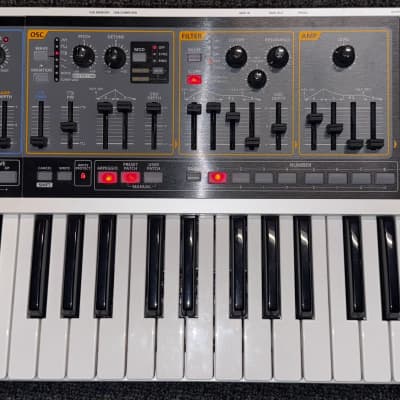 Roland SH-01 GAIA 37-Key Digital Synthesizer | Reverb