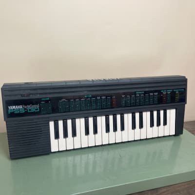 Yamaha  PSS-130 Keyboard  1980s