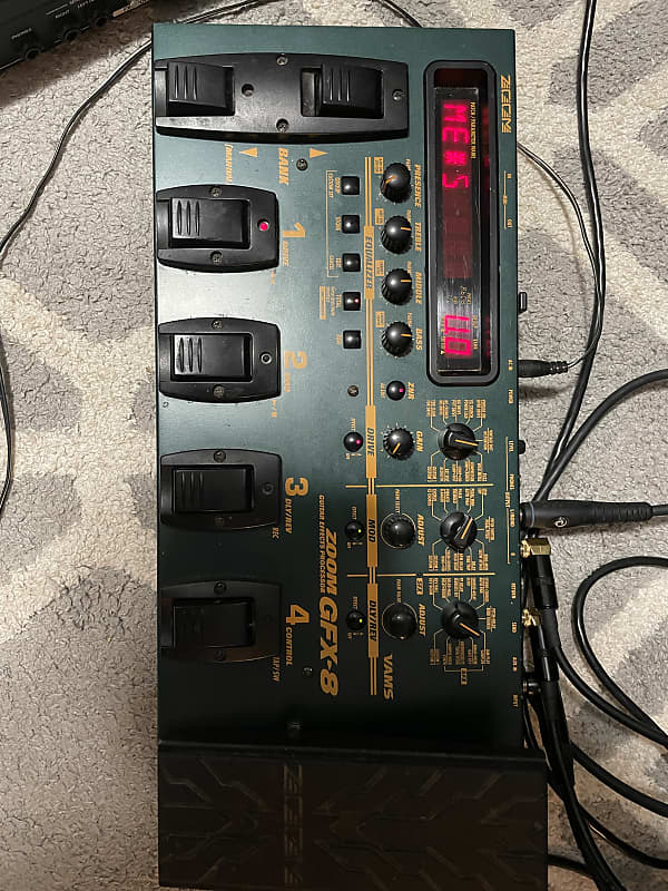Zoom GFX8 Guitar MultiEffects Processor Pedal Green Reverb