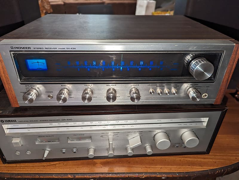 Pioneer SX-434 Stereo Receiver 1974 - 1976 - Silver image 1