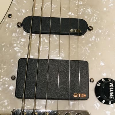 Fender Stratocaster parts guitar 2000's - White image 17