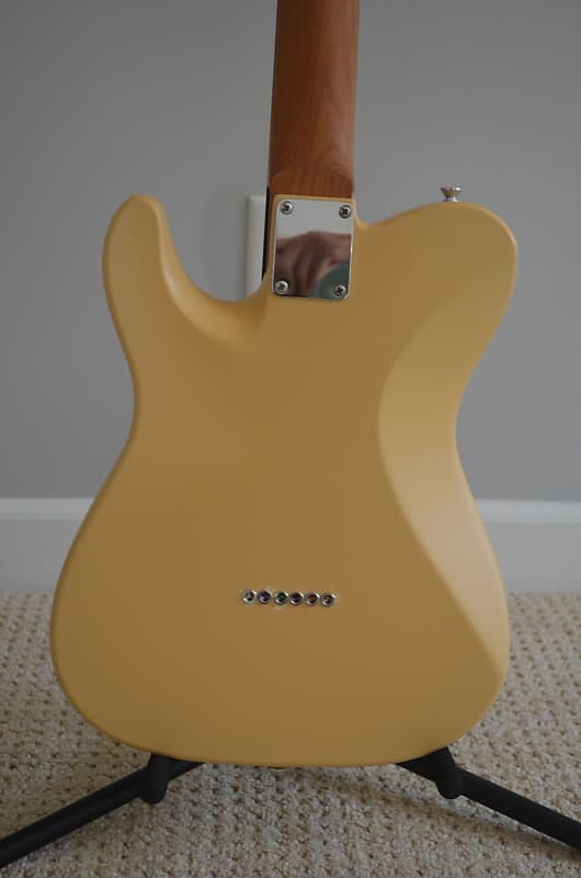 Warmoth Telecaster 2018 Satin Light Yellow & Roasted Maple