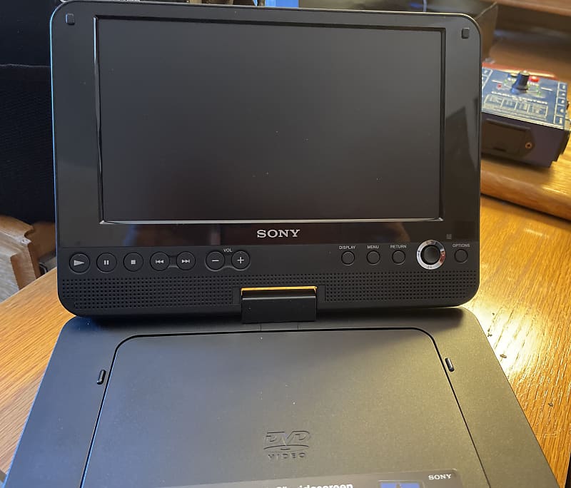 Sony DVPFX820 Portable DVD Player Reverb