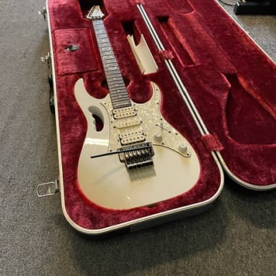 Ibanez JEM555 Steve Vai Signature