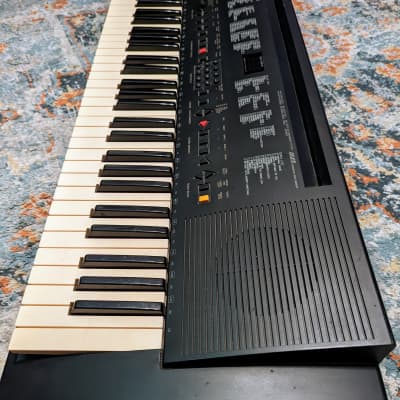 Yamaha PSR-300M (PortaTone) 90s Keyboard Synthesizer image 7