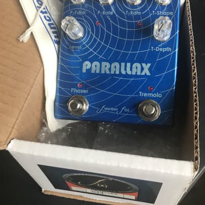 Function f(x) Parallax - Tremolo + Phaser - B Stock (New) image 1