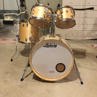 Ludwig Classic Maple Bass Drum 14x20 Natural Maple Gloss image 1