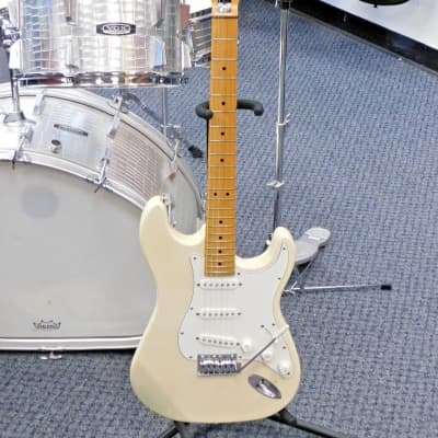 Vintage 1992 Peavey Predator Electric Guitar! Olympic White Finish! Made In USA! VERY NICE!!! for sale