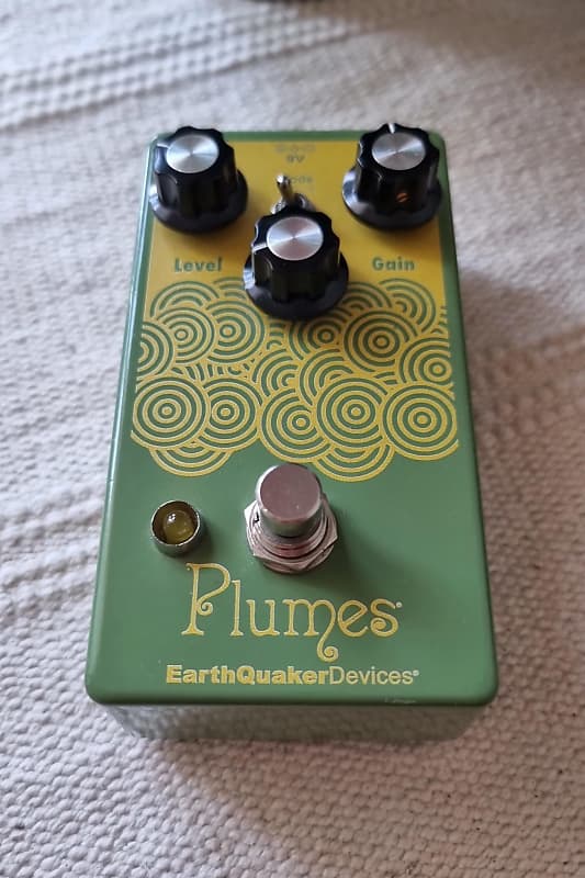 EarthQuaker Devices Plumes Small Signal Shredder