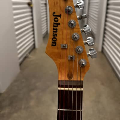 Johnson Stratocaster left handed - Tobacco burst image 4