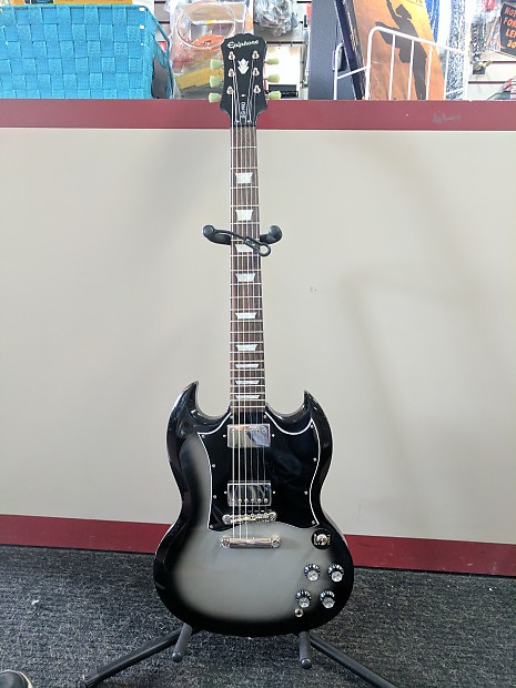 Epiphone sg pro silverburst hotsell