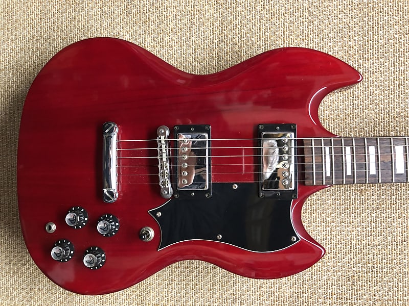 DeArmond S65 Solid Body Electric Guitar, Mahogany, Dual Reverb