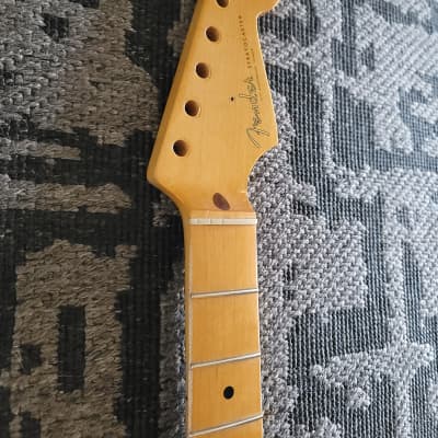 Fender CLASSIC SERIES 50'S Stratocaster® Soft V Neck Maple 2017 MIM image 5