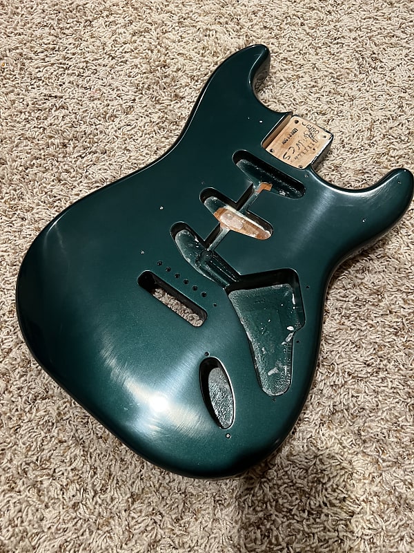 FENDER American Original '60sストラト ボディー Amazon.co.jp: Fender エレキギター American Original '60s