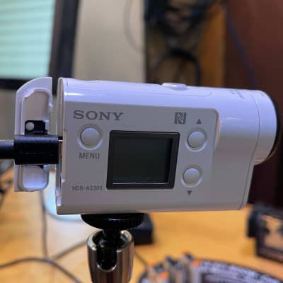 Sony HDR AS300 Action Video Camera w/ Wrist Remote Control 2018