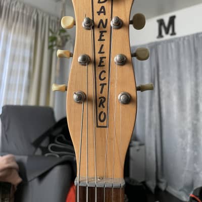 Danelectro 56-U3 3-pickup Selectomatic Electric Guitar