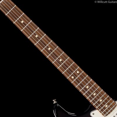 Fender Player Stratocaster 3 Color Sunburst Pau Ferro - MX20116260-7.75 lbs image 8