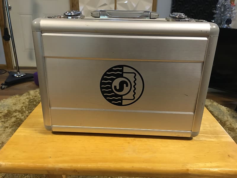 Shure Microphone Flight Case Aluminum Reverb