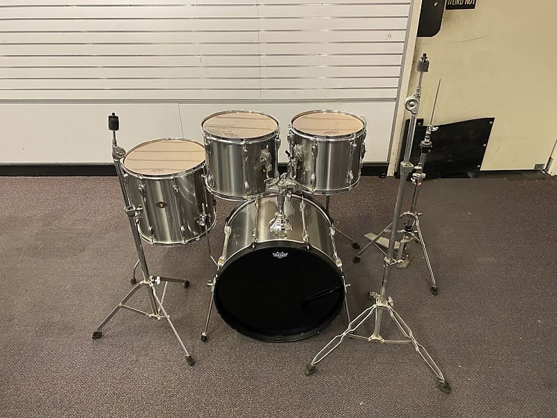 Tama Rockstar Drum Set With Hardware(5 Piece) (Philadelphia, Reverb