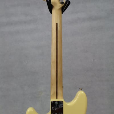 Fender American Performer Mustang Rosewood Fingerboard Vintage White w/ Bag image 7