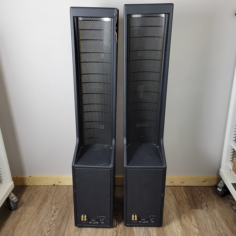 Pair of Martin Logan Aerius i Hybrid Electrostatic Loudspeakers Black  Local Pickup Only in Milwaukee, WI