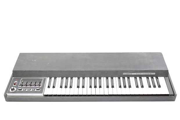 Wurlitzer 7300 combo organ outlet