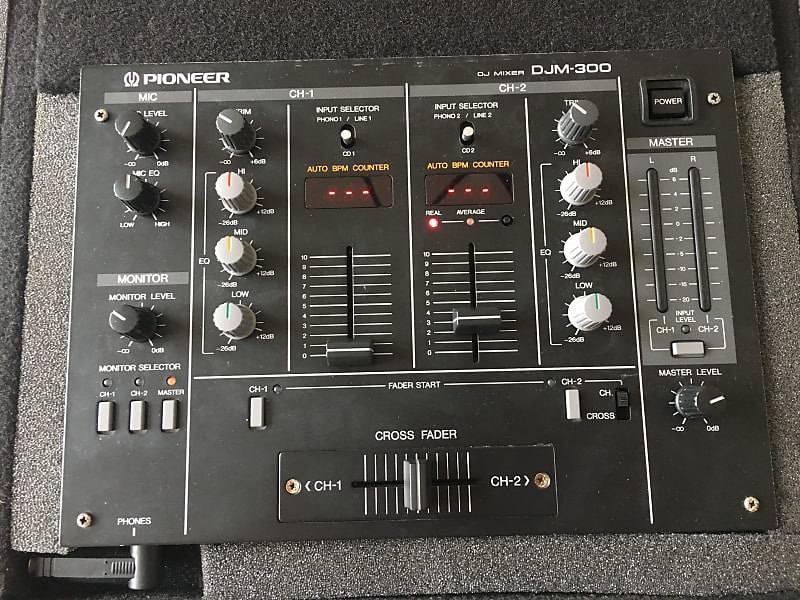 Pioneer CDJ-100s with DJM-300 mixer and travel case | Reverb