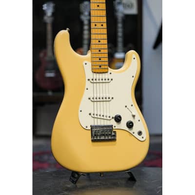 1983 Fender Standard Stratocaster (USA) with Maple Fretboard ivory white image 1