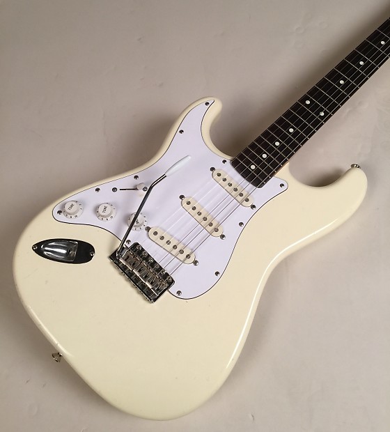 Fender Japan MIJ FSR Collection Hybrid II Stratocaster with